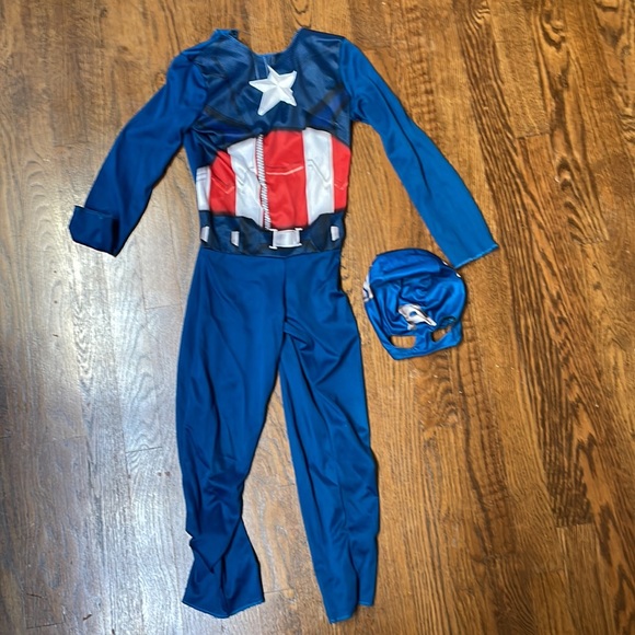 Captain America Halloween costume - Picture 1 of 10
